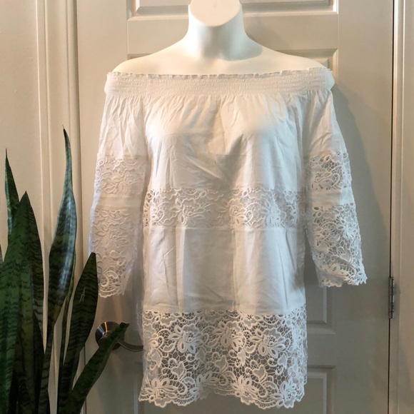 Chico’s Off the shoulder tunic top - Picture 3 of 7